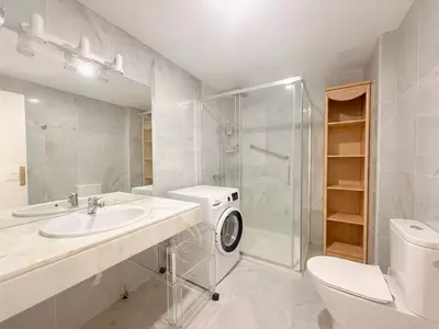 Middle Floor Apartment in Estepona