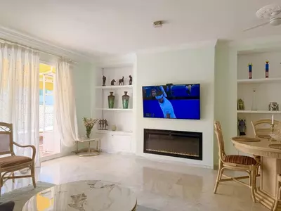 Middle Floor Apartment in Estepona