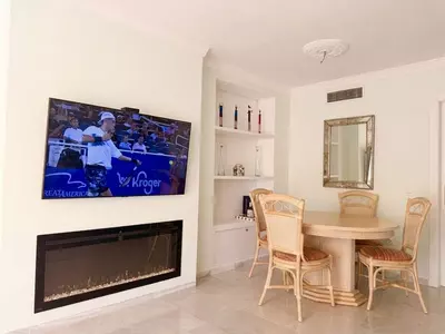 Middle Floor Apartment in Estepona