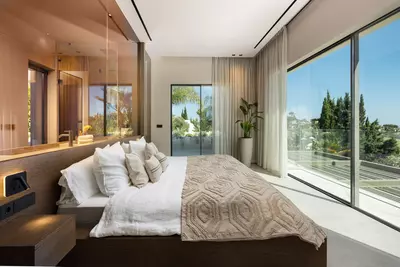 Detached Villa in Nueva Andalucía