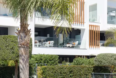 Middle Floor Apartment in Estepona
