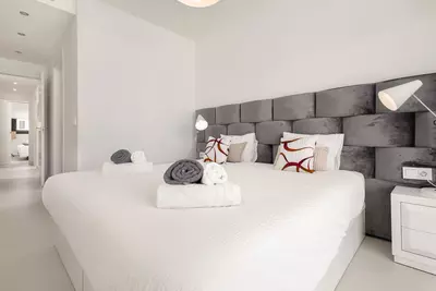 Middle Floor Apartment in Estepona