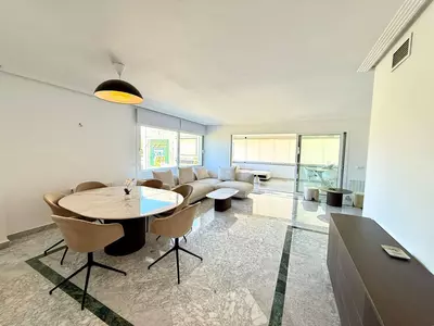 Middle Floor Apartment in Puerto Banús