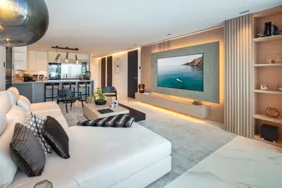 Middle Floor Apartment in Puerto Banús
