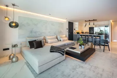 Middle Floor Apartment in Puerto Banús