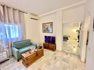 Middle Floor Studio in Nueva Andalucía