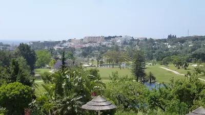 Middle Floor Studio in Nueva Andalucía