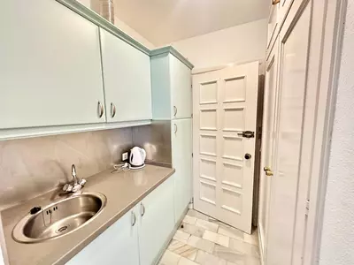 Middle Floor Studio in Nueva Andalucía