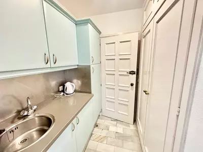 Middle Floor Studio in Nueva Andalucía