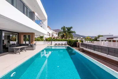 Detached Villa in Estepona
