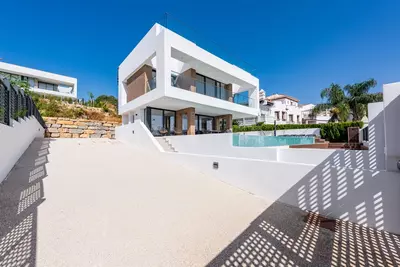 Detached Villa in Estepona