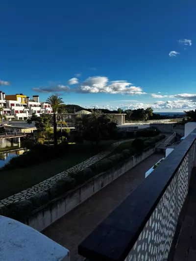 Middle Floor Apartment in Benahavís