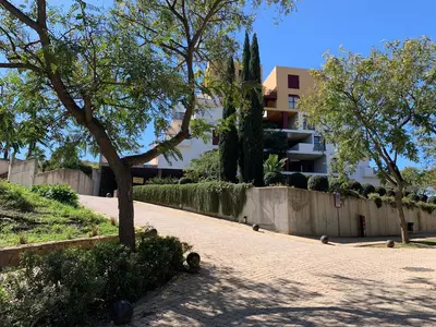 Middle Floor Apartment in Benahavís