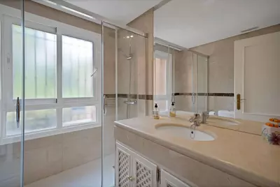 Ground Floor Apartment in Marbella