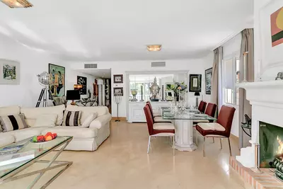 Middle Floor Apartment in Elviria