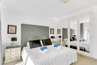 Middle Floor Apartment in Elviria