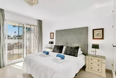 Middle Floor Apartment in Elviria