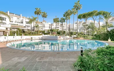 Middle Floor Apartment in Elviria
