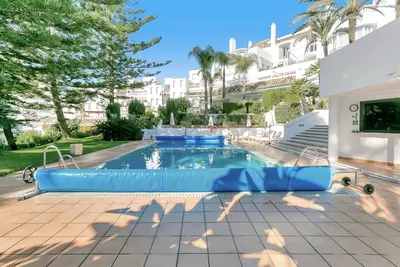 Middle Floor Apartment in Elviria