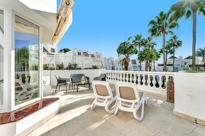 Middle Floor Apartment in Elviria