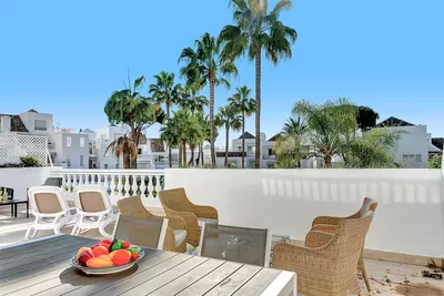 Middle Floor Apartment in Elviria
