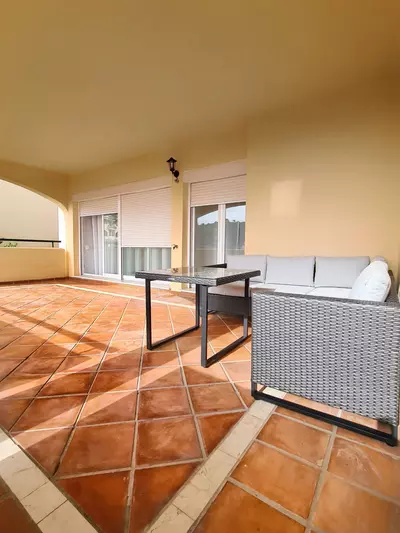 Middle Floor Apartment in Elviria