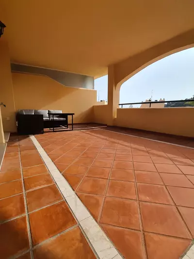 Middle Floor Apartment in Elviria