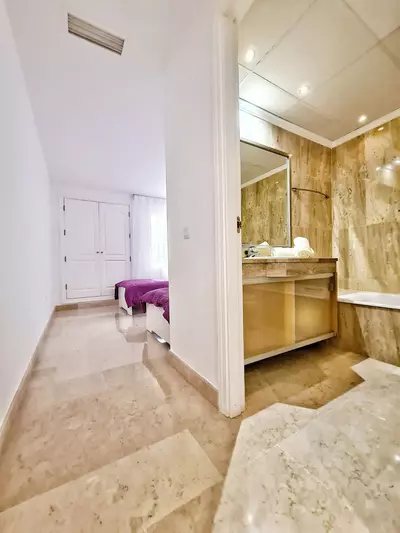 Middle Floor Apartment in Elviria