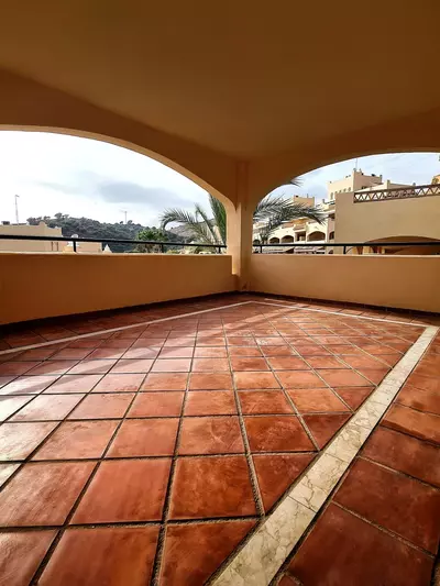 Middle Floor Apartment in Elviria