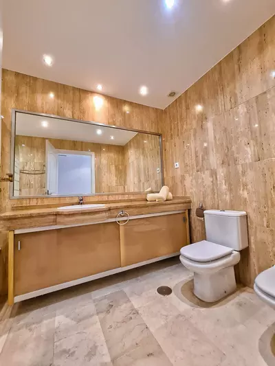 Middle Floor Apartment in Elviria