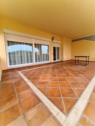 Middle Floor Apartment in Elviria