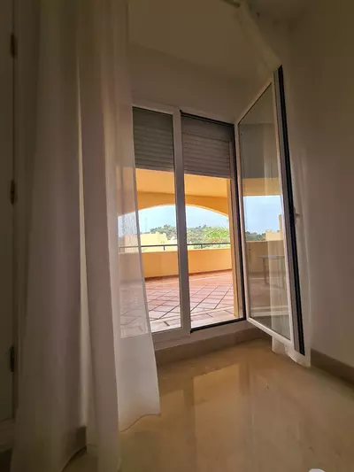 Middle Floor Apartment in Elviria
