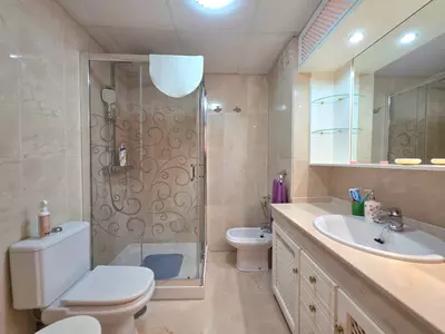 Middle Floor Apartment in Marbella