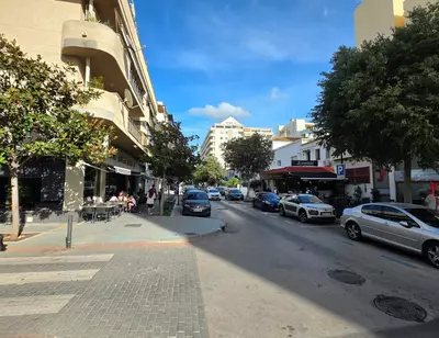 Middle Floor Apartment in Marbella