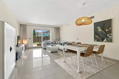 Ground Floor Apartment in El Paraiso