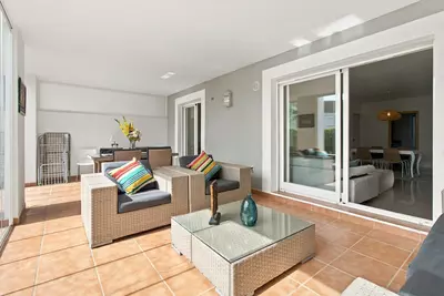 Ground Floor Apartment in El Paraiso
