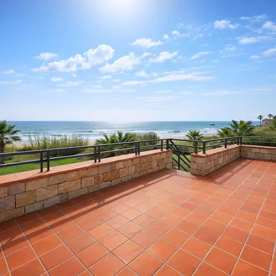 Ground Floor Apartment in Casares Playa