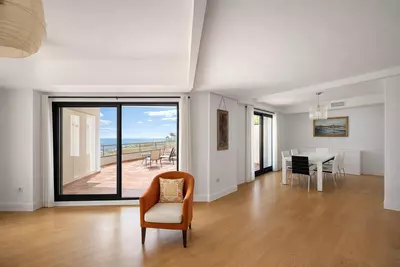 Ground Floor Apartment in Casares Playa