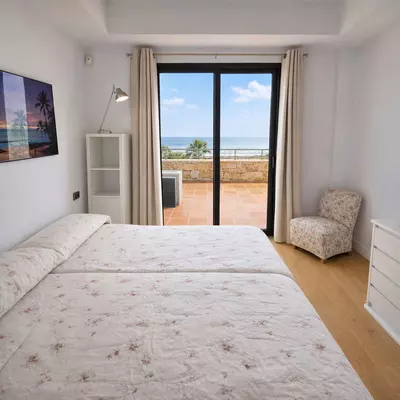 Ground Floor Apartment in Casares Playa
