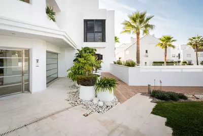 Ground Floor Apartment in Casares Playa