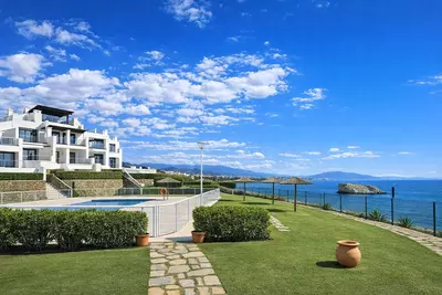 Ground Floor Apartment in Casares Playa