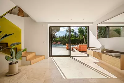 Detached Villa in Nueva Andalucía