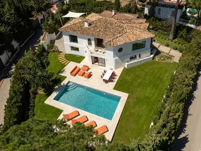 Detached Villa in Nueva Andalucía