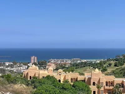 Middle Floor Apartment in Manilva