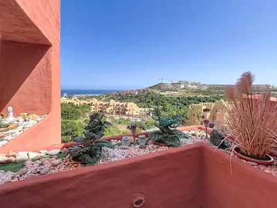 Middle Floor Apartment in Manilva