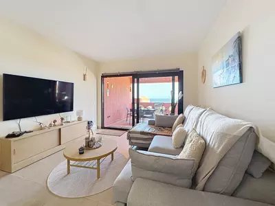 Middle Floor Apartment in Manilva