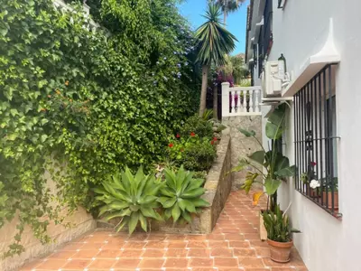 Detached Villa in Elviria