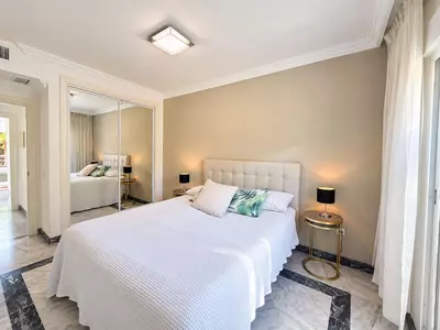 Top Floor Apartment in Nueva Andalucía