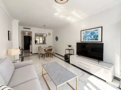 Top Floor Apartment in Nueva Andalucía