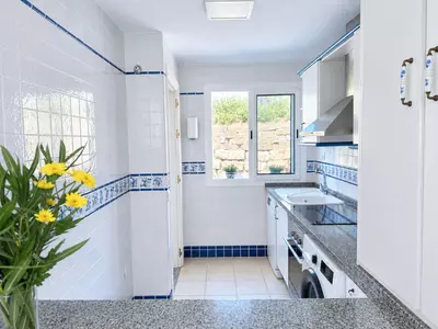 Top Floor Apartment in Nueva Andalucía